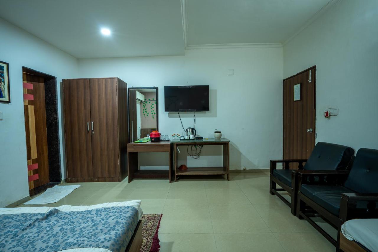 Vananchal Resort Jambughoda Екстериор снимка